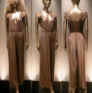 NEW VENUS Gold Metallic Cap Sleeve V-neck Wideleg Cocktail Evening Jumpsuit Sz M